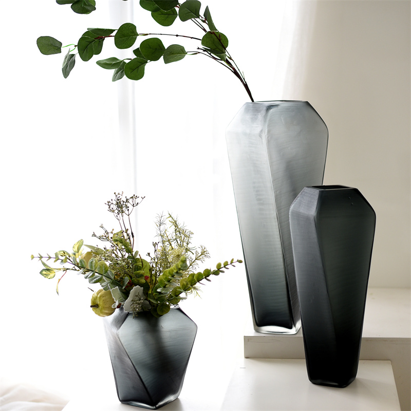 轻奢高颜值灰色玻璃欧美玻璃花瓶