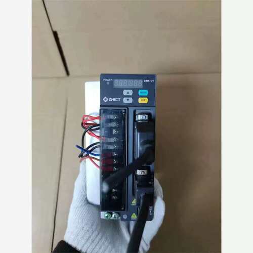 议价正合750W伺服驱动器，型号ZSD-U1-S07P1，一台实议价商品