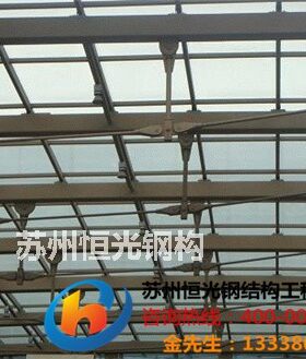 苏州户外钢结构楼梯搭建钢结构钢化玻璃雨棚建造