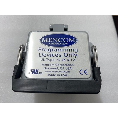 美国,MENCOM,电气接口 DP-R-32,带两个工字插座