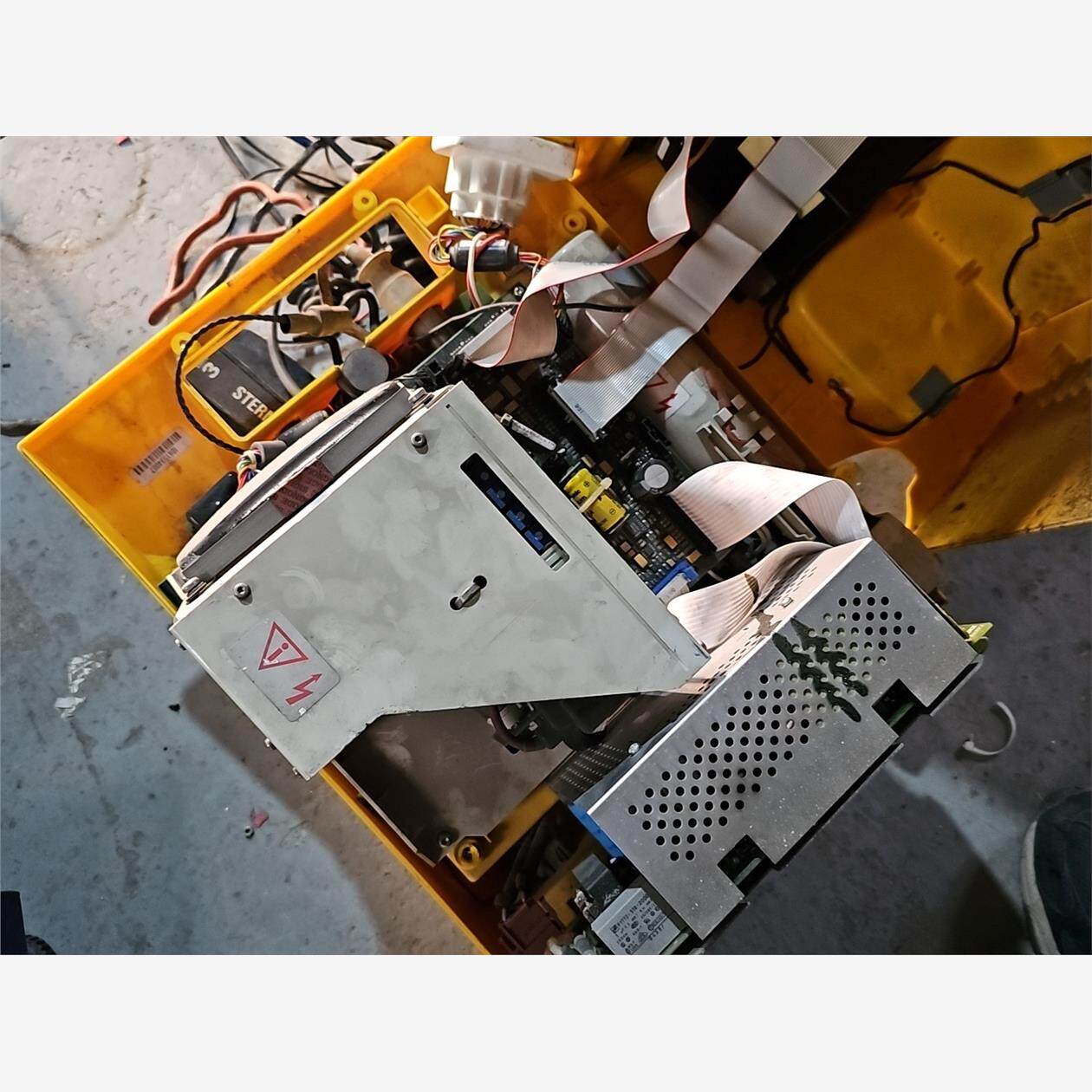 美国惠普除颤仪m1723b配件 电源,成色如图,当配件机出给