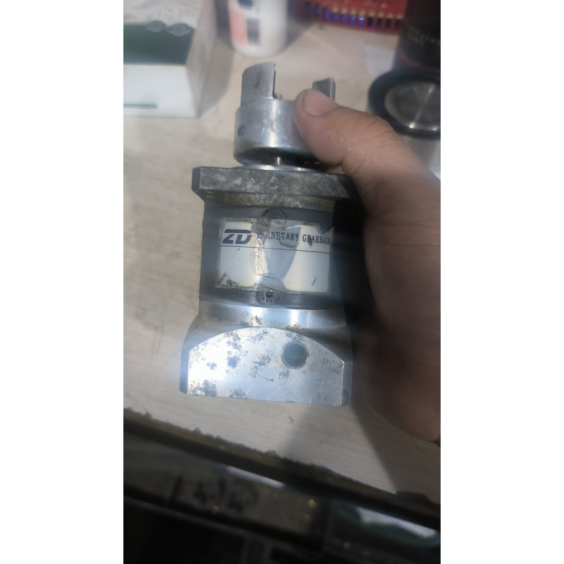 iData 90  手持数据采集终端,屏幕亮度不行,扫码响滴