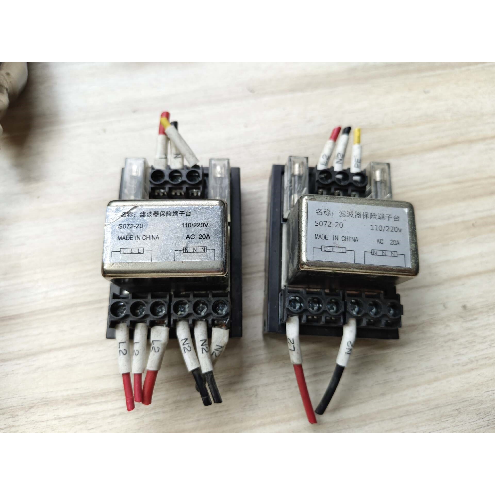 滤波保险端子台S072-20,功能正常,保质使用!