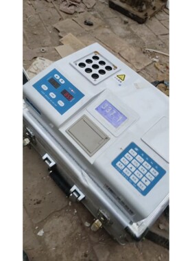丹佛斯变频器FC302P2K2T5E20,2.2KW380V