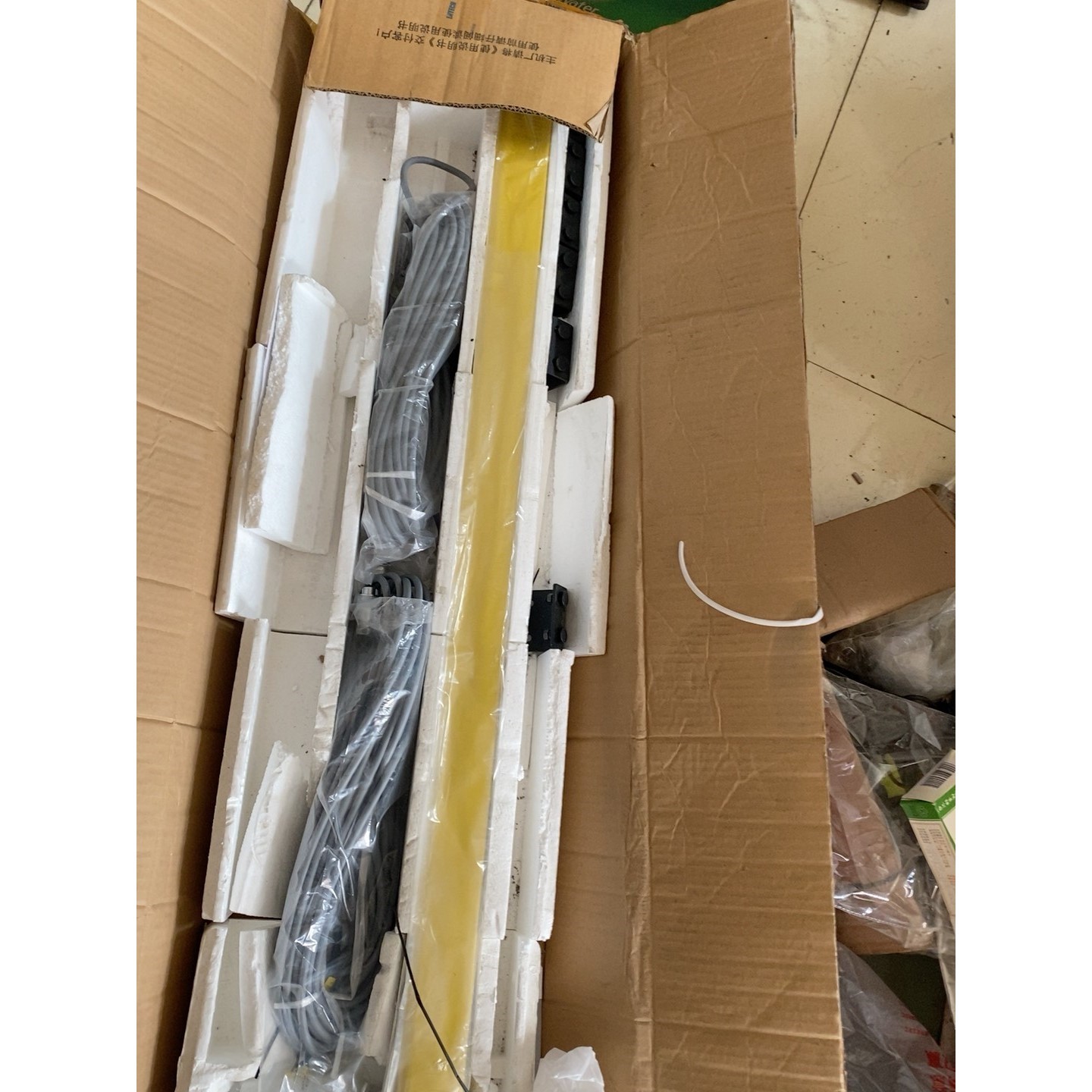 美国 Uniphase 2114B-40MLA  2214-