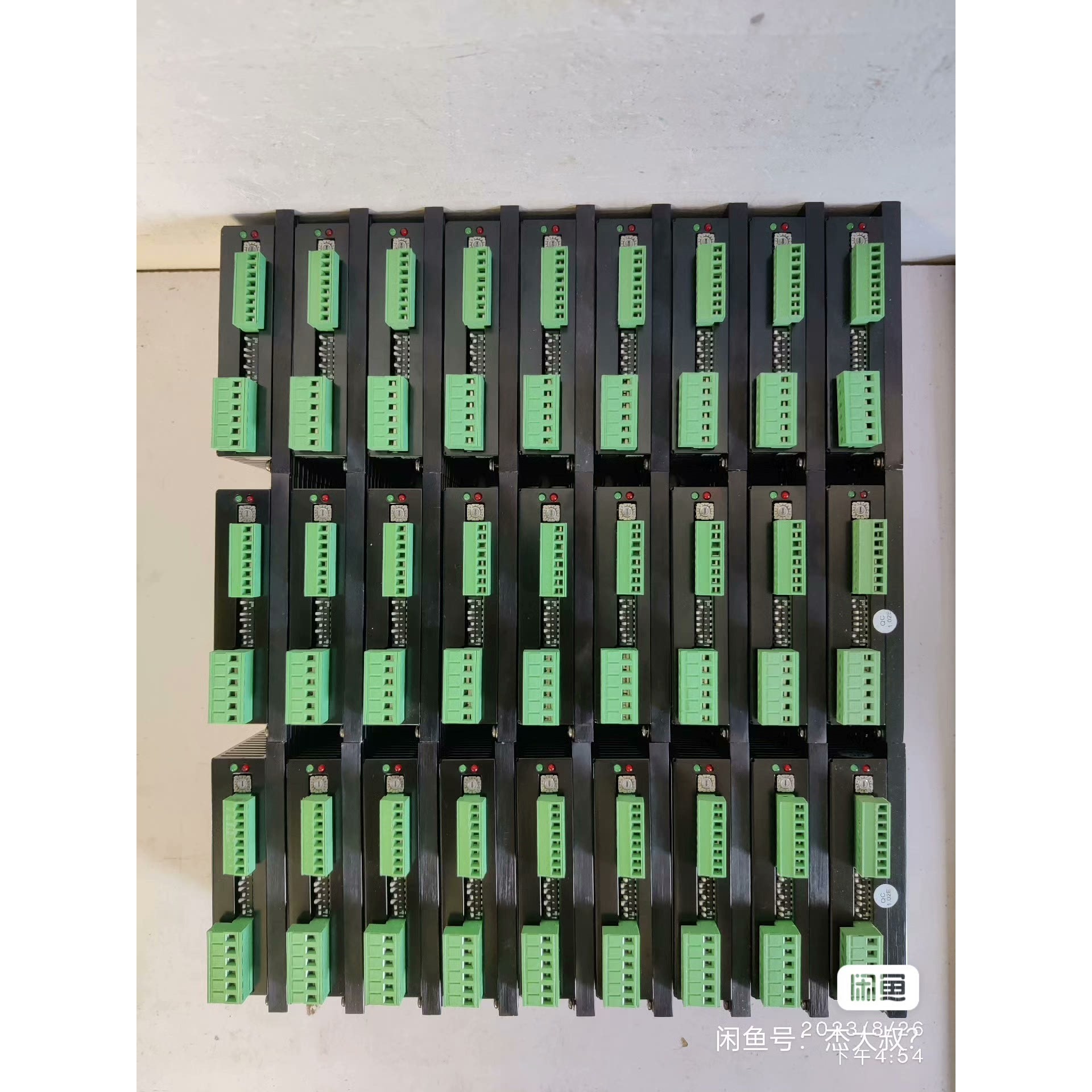 信侬步进驱动器:Y2SSR8.实物拍摄成色如图,功能包好,不