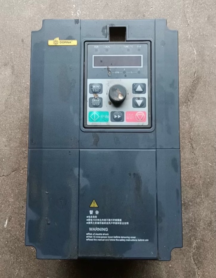 拆机DLB1-05D5T4G东菱变频器，380v，5.5kw