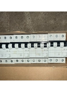 5SJ63 MCB C3 3A  3相断路