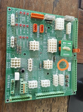 恒达电梯REV.E05A插件板控制柜接口板,红色圆圈拆的