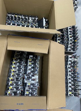 伺服MADLN05SE MADLN05BE MSMF01