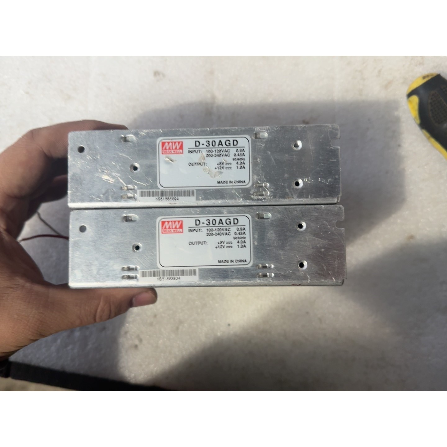 明纬开关电源D-30AGD,尺寸13CM*10CM*4CM,