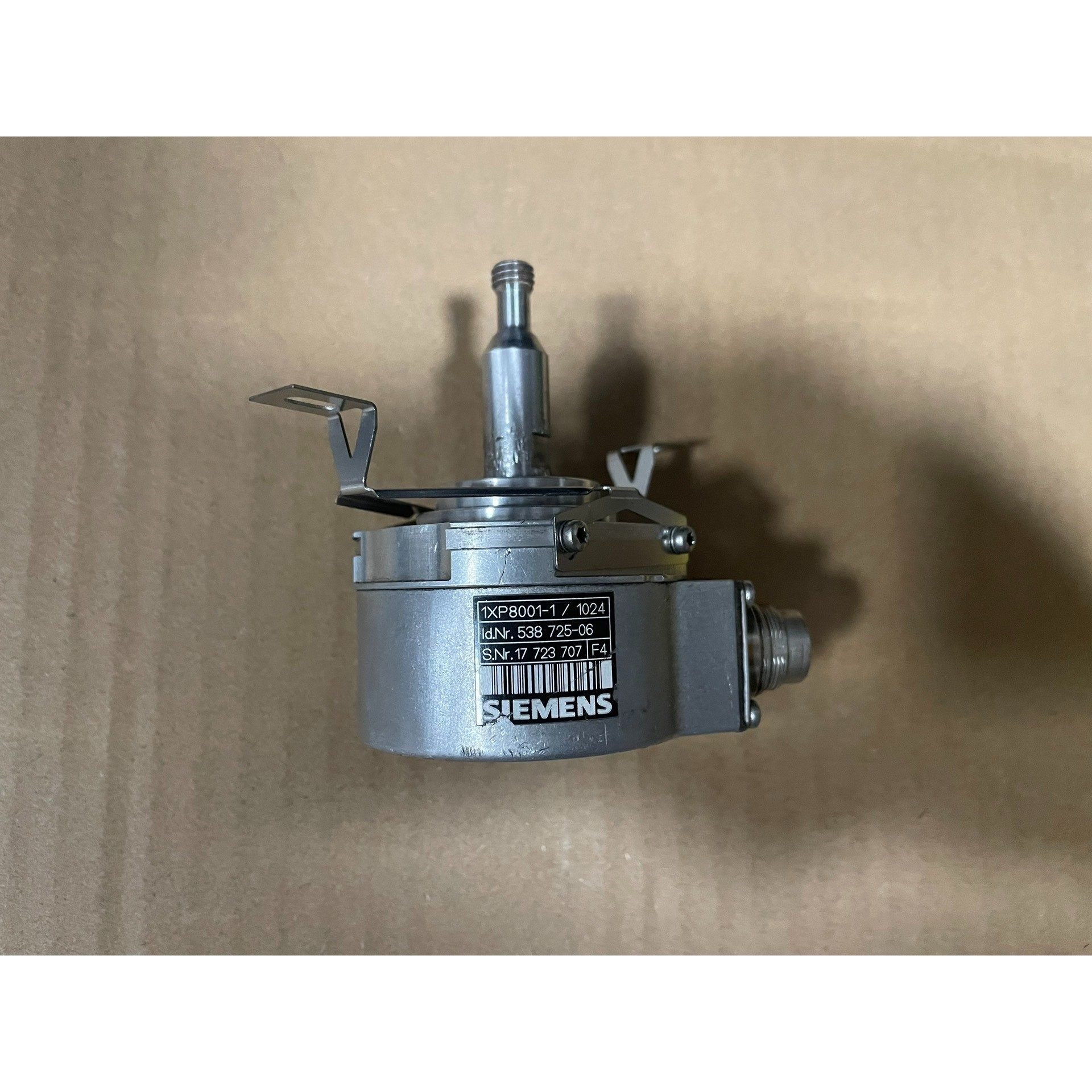 1XP8001-1/1024 拆机编码器,二手成色中等
