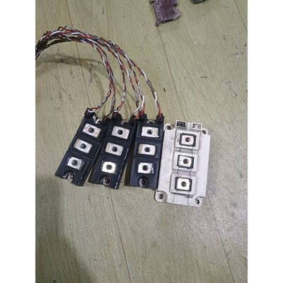 变频器模块FD200R12KE3   一个