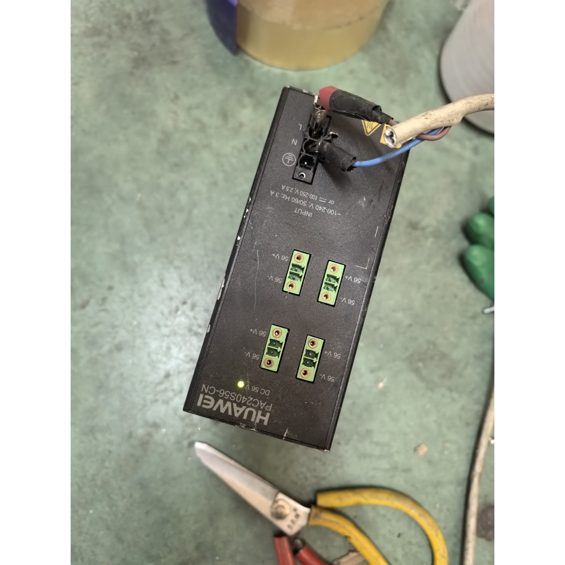 电源PAC240S56-CN ,成色如图还有3个,功能好