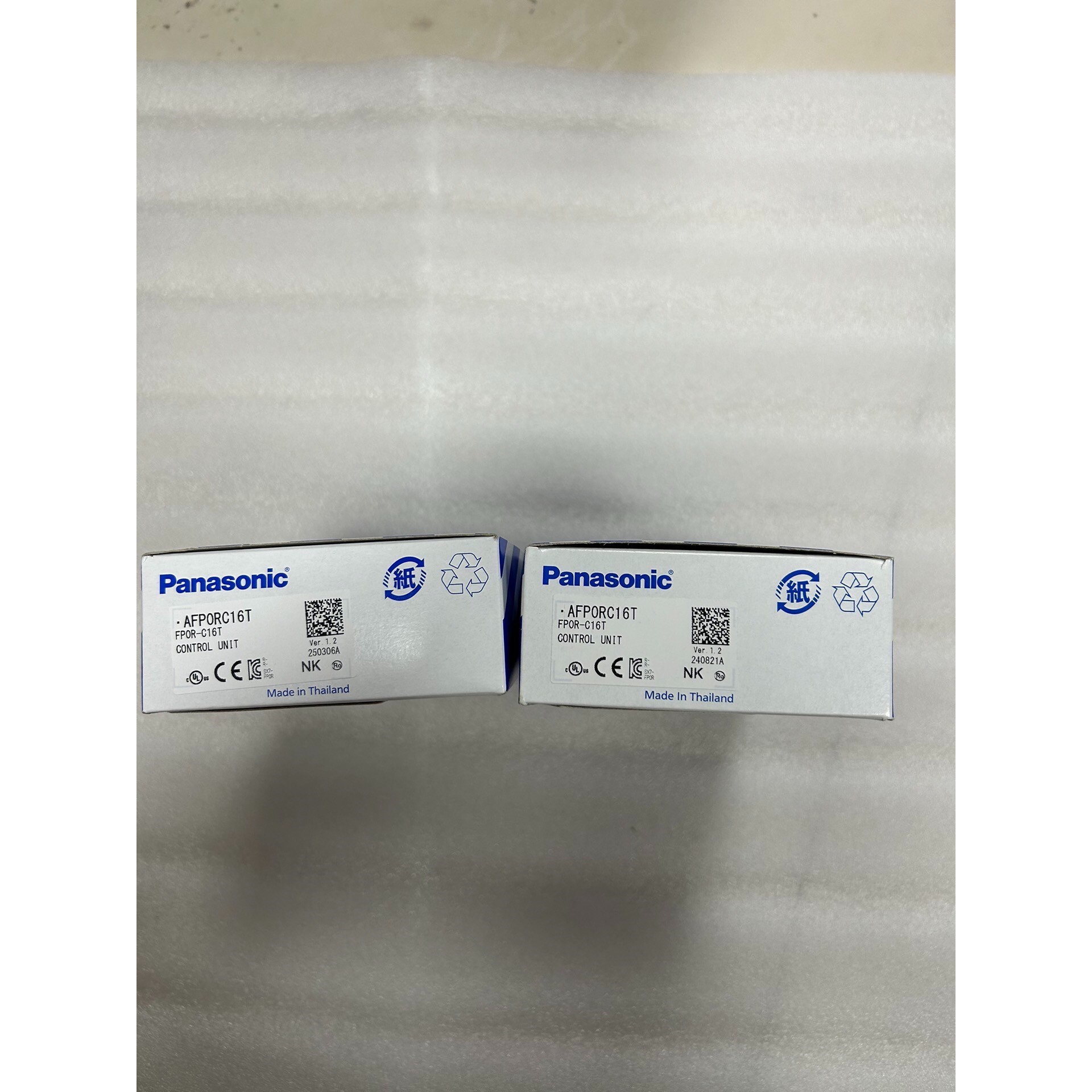 全新PLC控制单元,型号AFP0RC16T