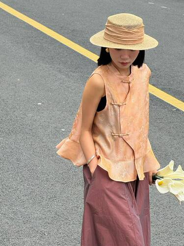 2026新款新中式国风马甲女宽松显瘦无袖坎肩背心上衣香云纱