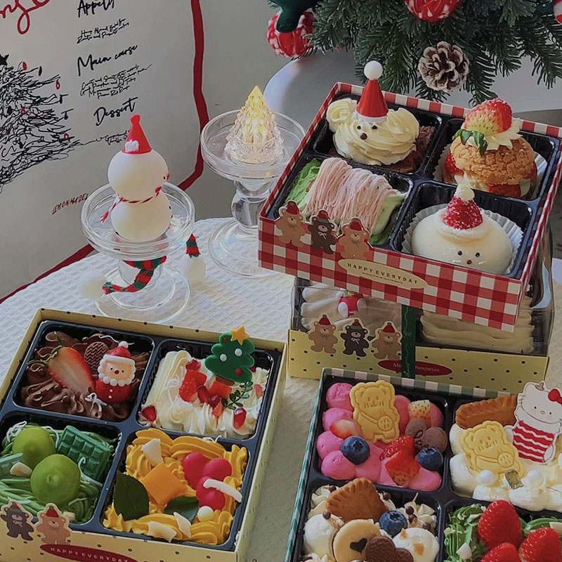 网红同款圣诞4宫格蛋糕盒四拼盒圣诞节甜品马卡龙四喜甜品打包盒