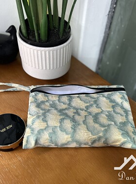 拉链手腕款黄色波浪化妆包零钱袋挂绳手机零钱包多功能证件收纳袋