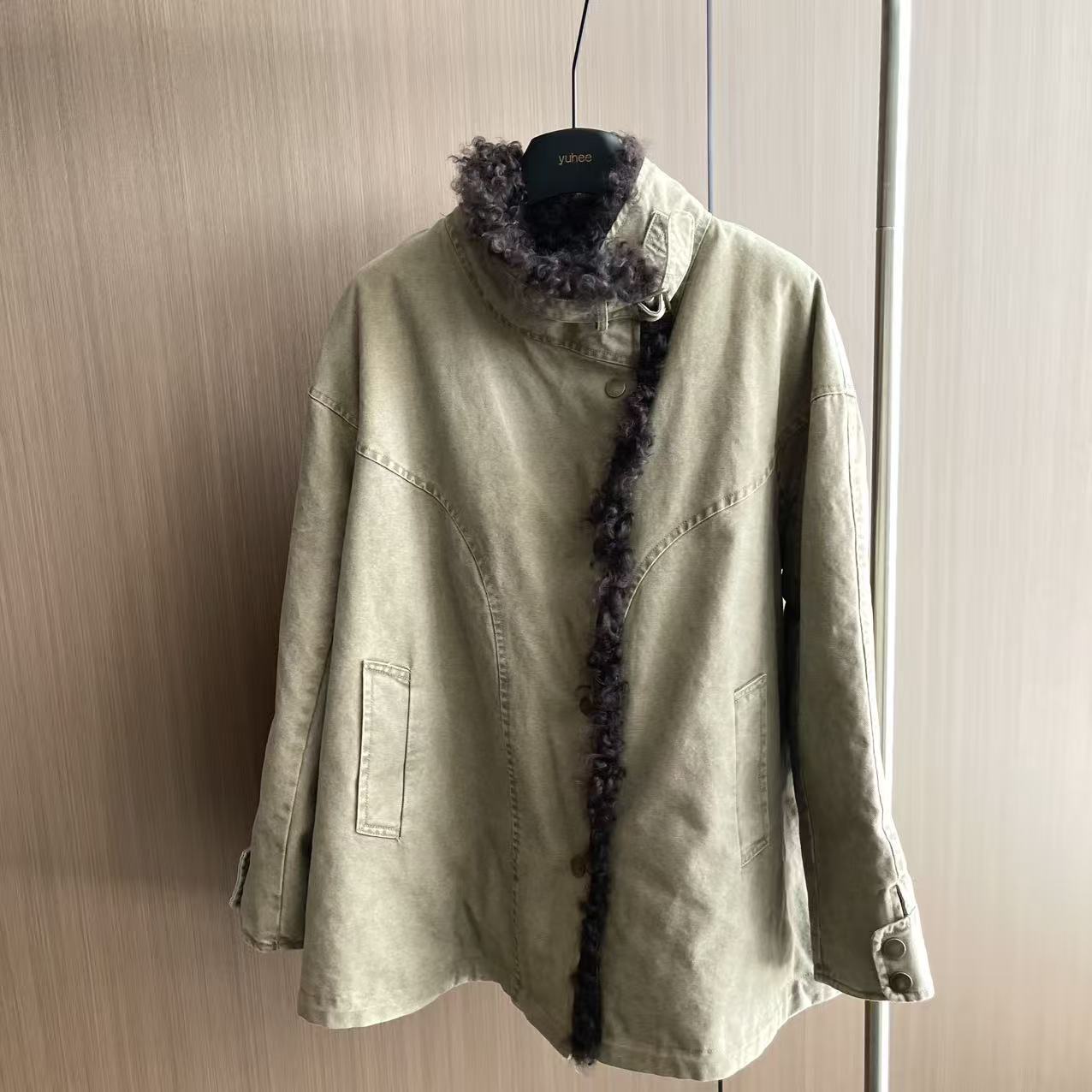 东京恋人”高品质水洗牛仔托卡毛派克鹅绒服