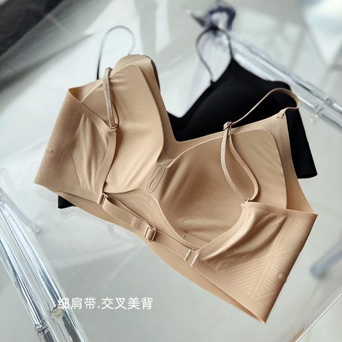 隐形无痕小吊带无钢圈薄款文胸