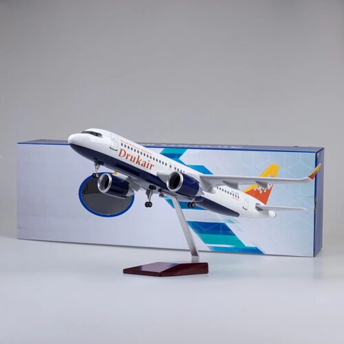 47CM A320不丹航空飞机精装客机模型玩具客厅装饰静态收藏纪念品
