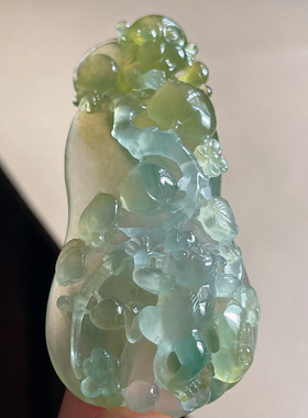 缅甸天然翡翠A货老坑冰黄灵猴献瑞，雕工精湛，59.7-27.8-12