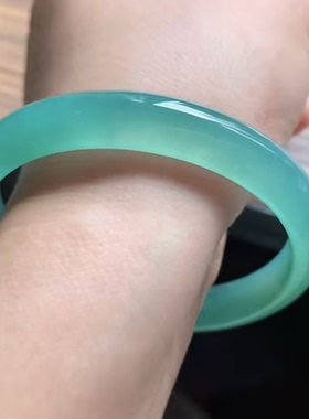 天然翡翠A货冰晴水手镯，56-57圈，56.9-10.1-6.3，34.86g