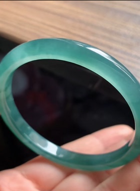 天然翡翠A货冰飘花手镯，54-55圈，冰糯种，54-7.6-5.8，24.16g