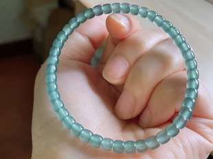 很干净 天然翡翠冰蓝桶珠手链 共45颗 3.7 底子 4.7