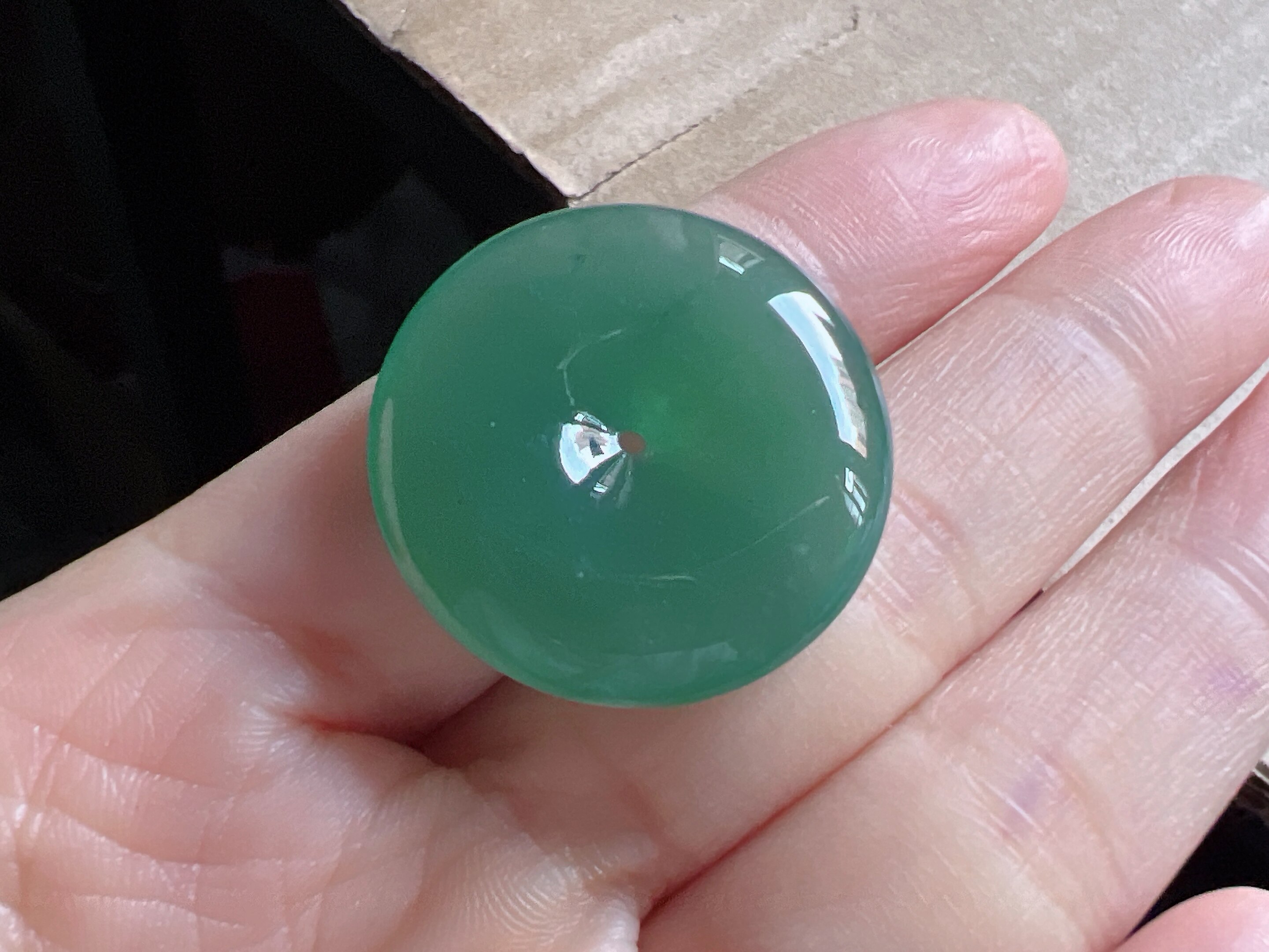 天然翡翠A货冰润蓝绿平安扣，底子细腻，28.2-5.7，9.32g