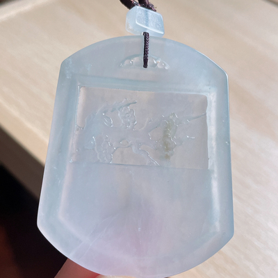 缅甸天然翡翠A货冰糯起胶梅花牌，无事牌，51.6-40.9-3.7，20.51g