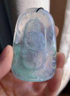 缅料冰阳绿观音牌，木那甜绿，四六牌尺，66.6-40.5-8.7，44.13g