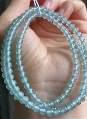 天然翡翠A货高冰蓝钢项链，卡4.5，约130-140颗淡蓝色长度60公分