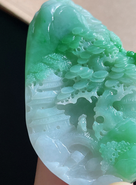 缅甸天然翡翠A货阳绿山水牌，可做小摆件，88-49-15，95.75g