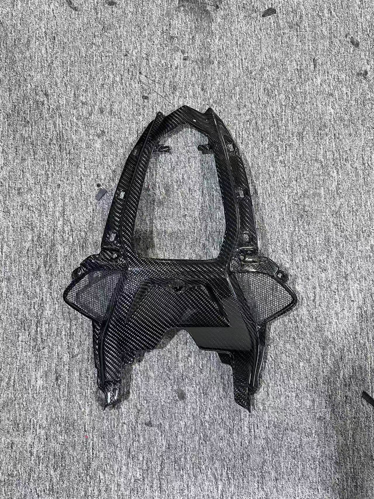 适用于BMW宝马S1000RR S1000RRM 20-24 改装碳纤维后尾中板