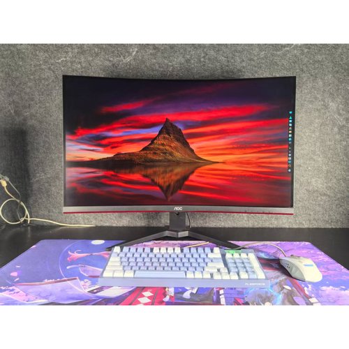 AOC32寸1K165HZ电竞曲屏显示器