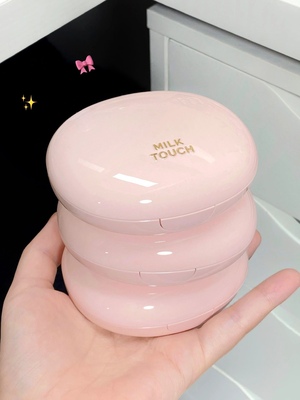 泡菜国底妆天菜 milktouch雪媚娘气垫bb霜奶油肌轻薄水润干皮遮瑕