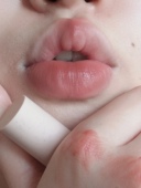 色吧 逛菜市场 时候调 flortte花洛莉亚奶糕唇霜哑光唇釉苹果皮