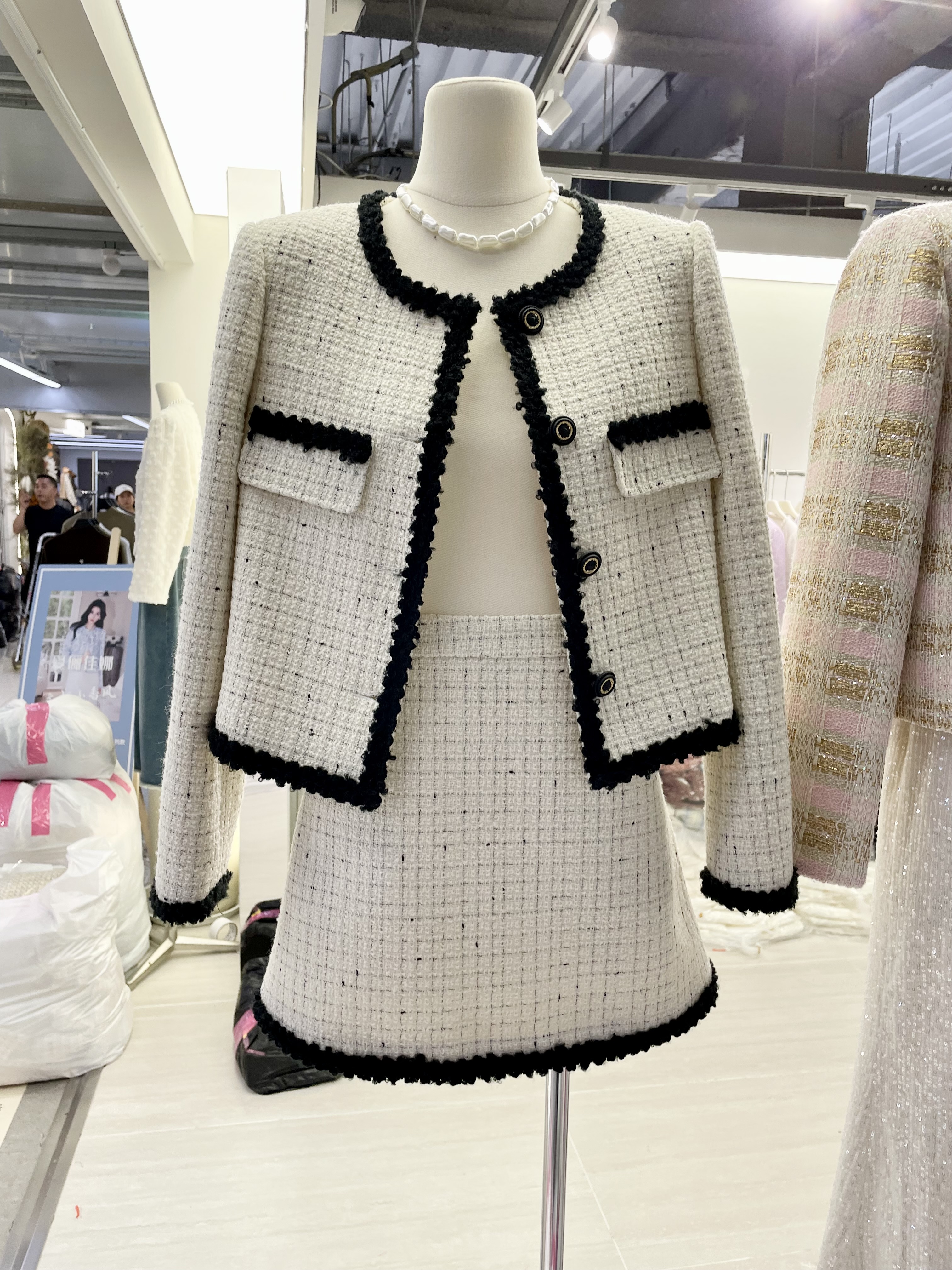 高端A字裙小香风套装裙女秋季名媛风气质减龄羊毛外套短裙两件套