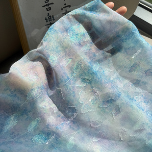 渐变七彩扎染印花连衣裙布料 汉服旗袍设计师叶子提花仙女裙面料