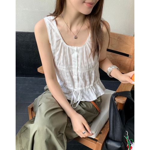 希宥HOUSE 提花圆领钮扣抽绳收腰甜美背心（含100棉料）