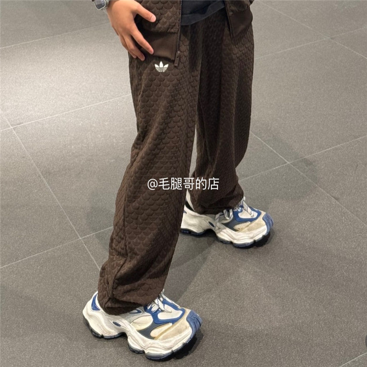 阿迪达斯三叶草宽松休闲直筒裤