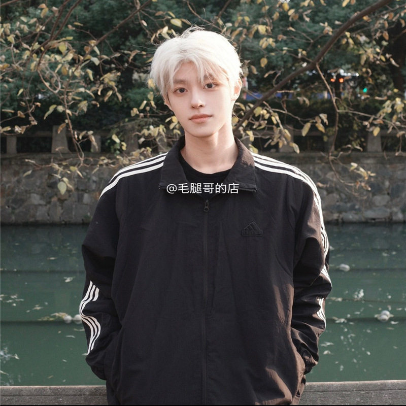 阿迪达斯男外套黑白经典三条纹梭织防泼水宽松立领运动夹克JI6646,运动服/休闲服装,运动茄克/外套,淘宝优惠券,粉丝福利购,淘宝优惠卷