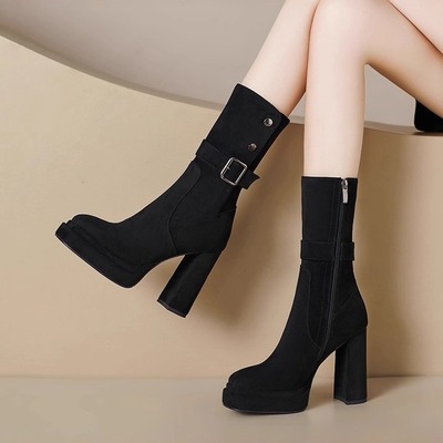 小个子厚底粗跟短靴女2025年秋冬新款复古绒面超高跟弹力瘦瘦靴子