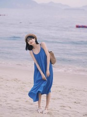 2024新款小个子海边度假沙滩裙蓝色吊带连衣裙子法式长裙夏季女装