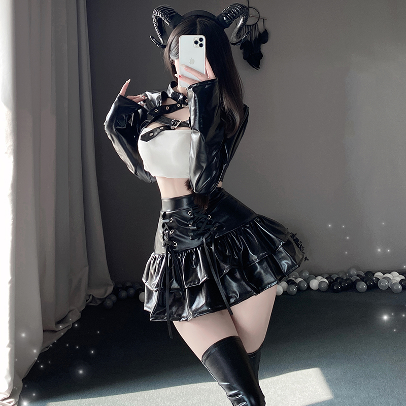 二次元漆皮小魔女cos制服外穿性感网红女主播纯欲短裙暗黑套装