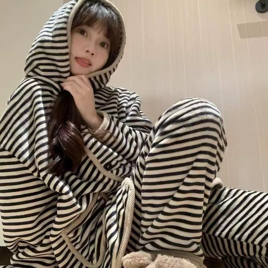 韩版连帽条纹珊瑚绒睡衣女冬季加绒加厚保暖法兰绒居家服套装外穿
