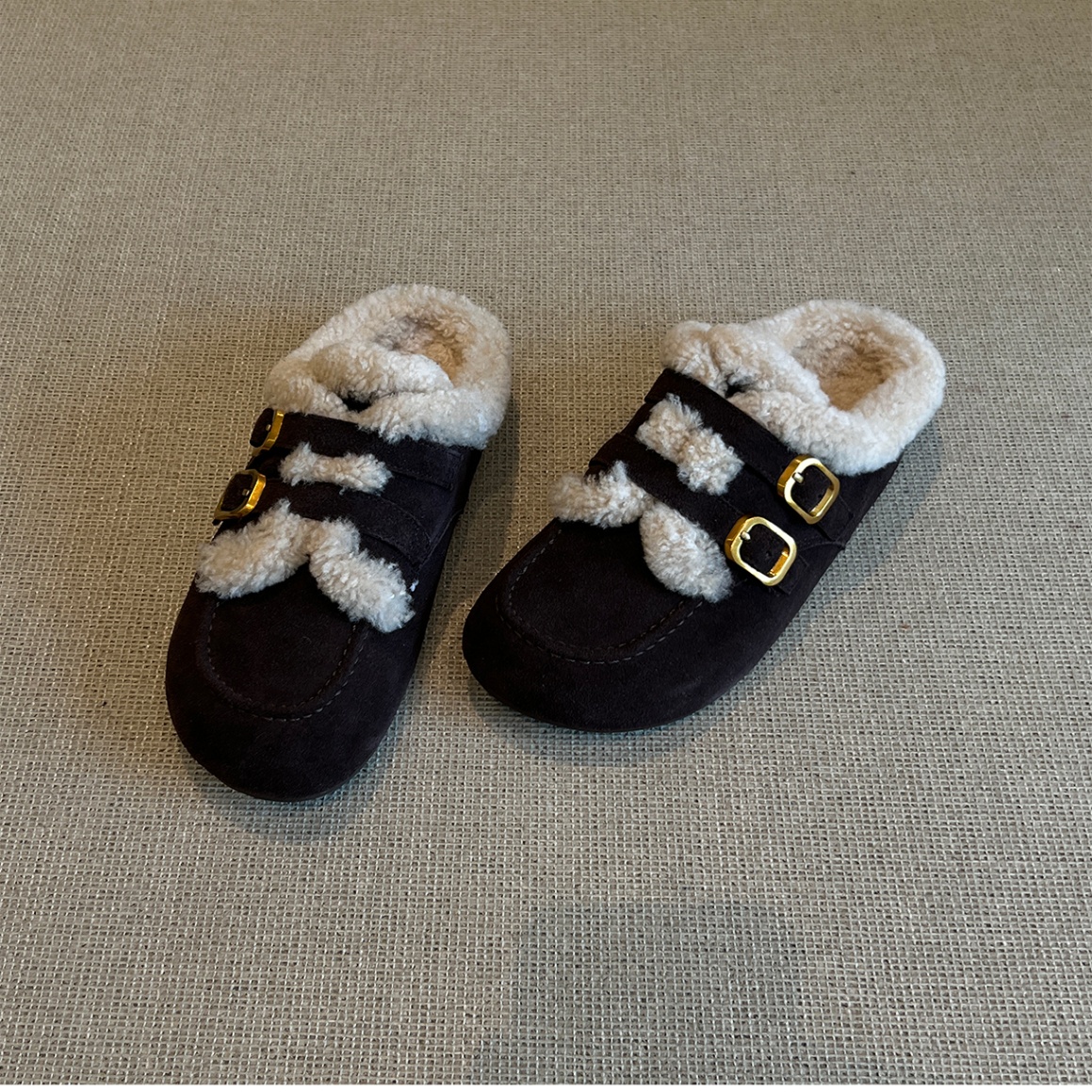 皮带扣加绒厚底勃肯鞋女2025秋冬新款百搭懒人保暖毛毛拖鞋女