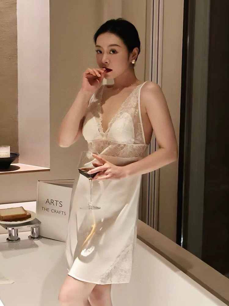 奢拉DK2535法式浪漫性感睡裙蕾丝温柔优雅透气家居服吊带裙