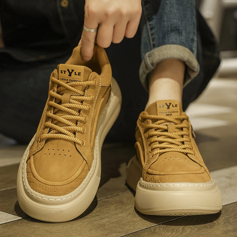 秋冬鞋子男款时尚厚底运动休闲板鞋男士轻便软底小麦色潮鞋高级感
